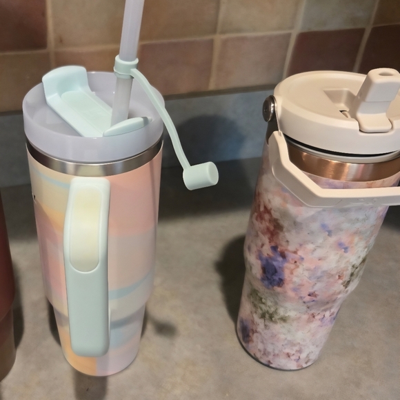 Stanley Tumbler Set with Straws EUC - Picture 3 of 5